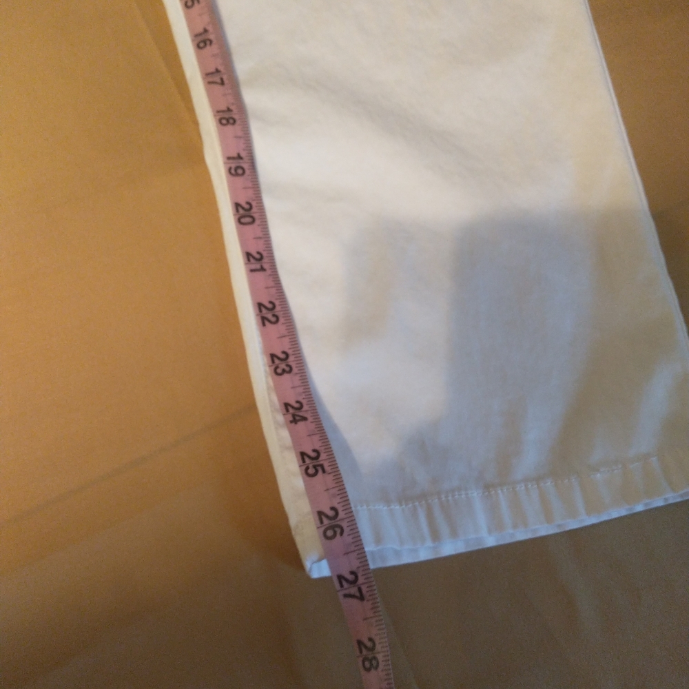 White House Black Market White Straight Leg  Cropped Jeans - Picture 8 of 12